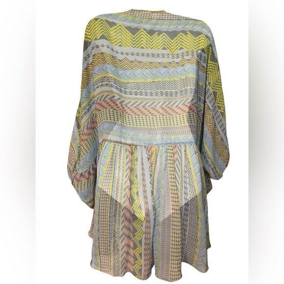 Ivy Jane Semi Sheer Tunic Top - Picture 6 of 8